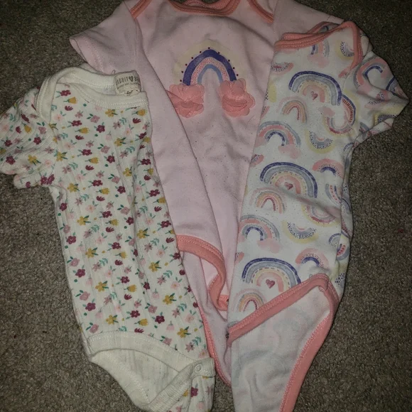 Spring onsies - Picture 1 of 1